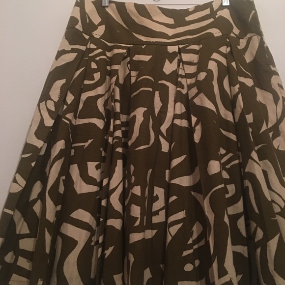 🆕H&M Skirt size 14 NWOT Green & Beige pattern - Picture 2 of 6